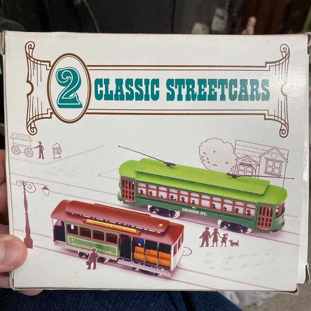 Vintage 2 classic streetcars
